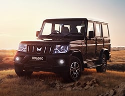 Mahindra Bolero Classic rural transit run