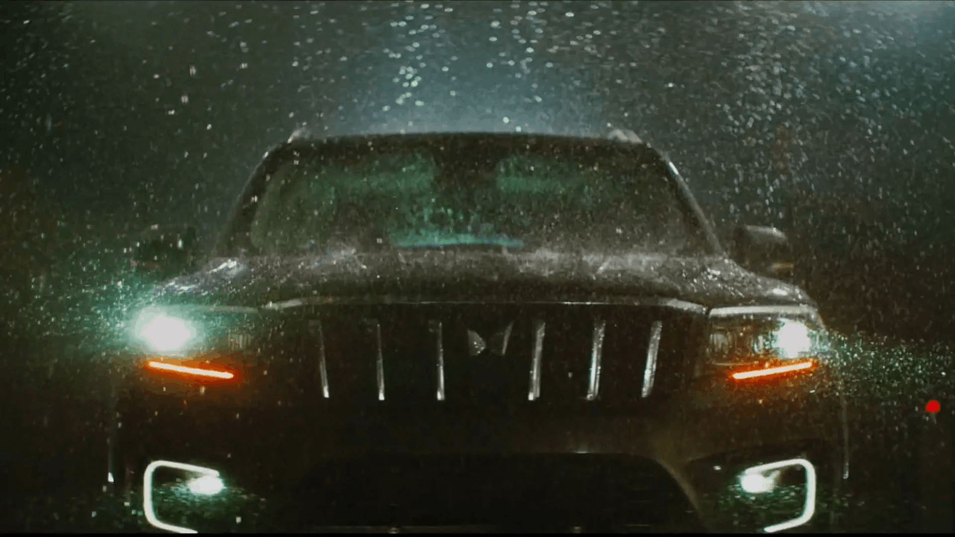Scorpio-N Front 3/4 Exterior Stance