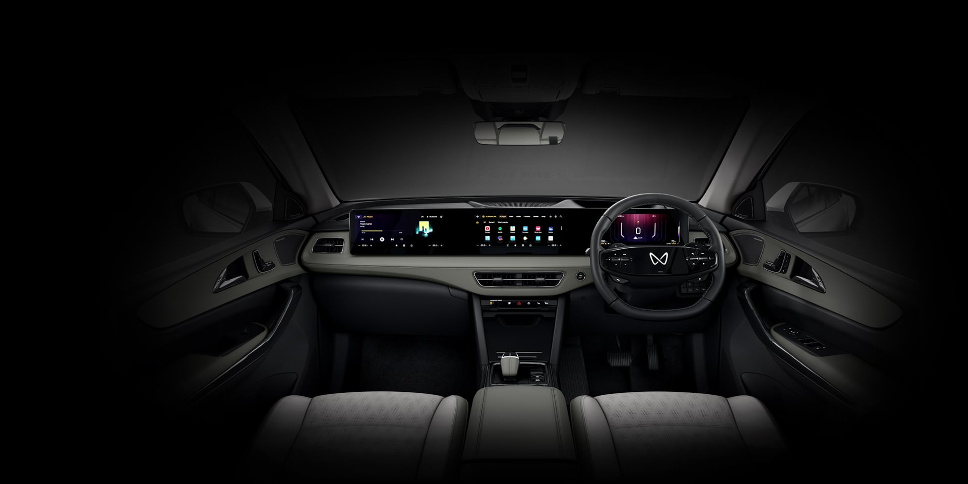 Triple Panoramic Cockpit